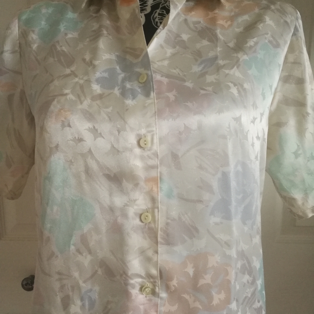 Blouse - Picture 3 of 5